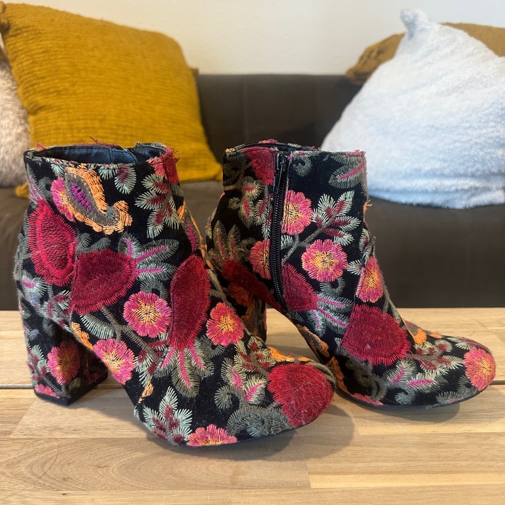 Mia Floral Embroidered Ankle Boots